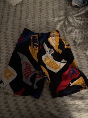 Nike Multicolor Graphic kids bathing suit